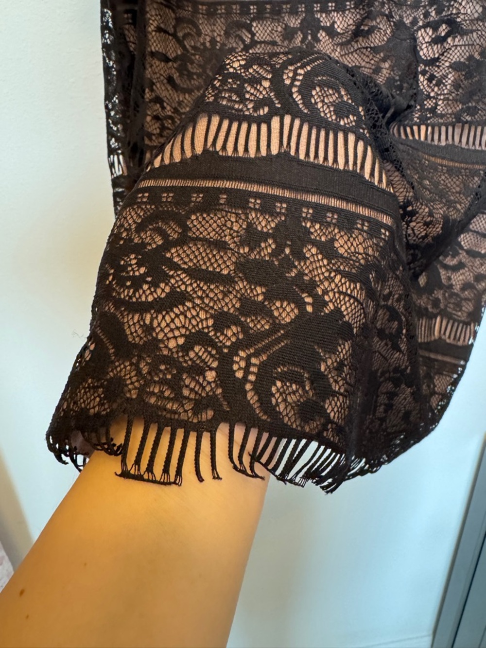 🌸Bobeau Black Lace Sleeveless Sheer Top size M night out whimsigoth fairy grunge - Picture 3 of 7